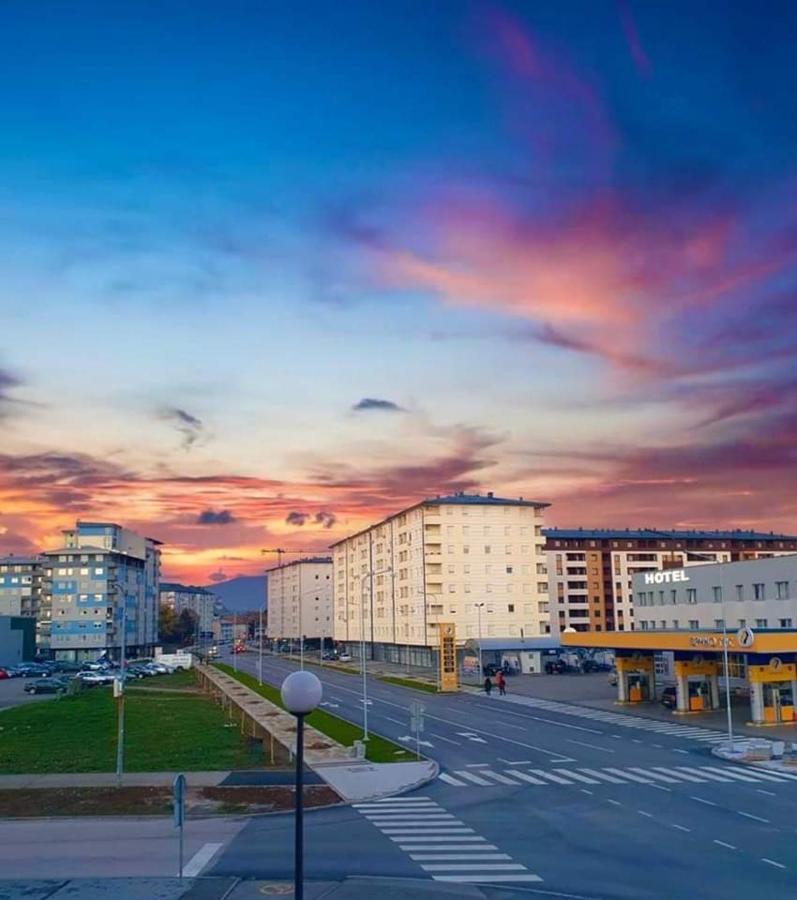 Hotel Omega à Doboj Extérieur photo